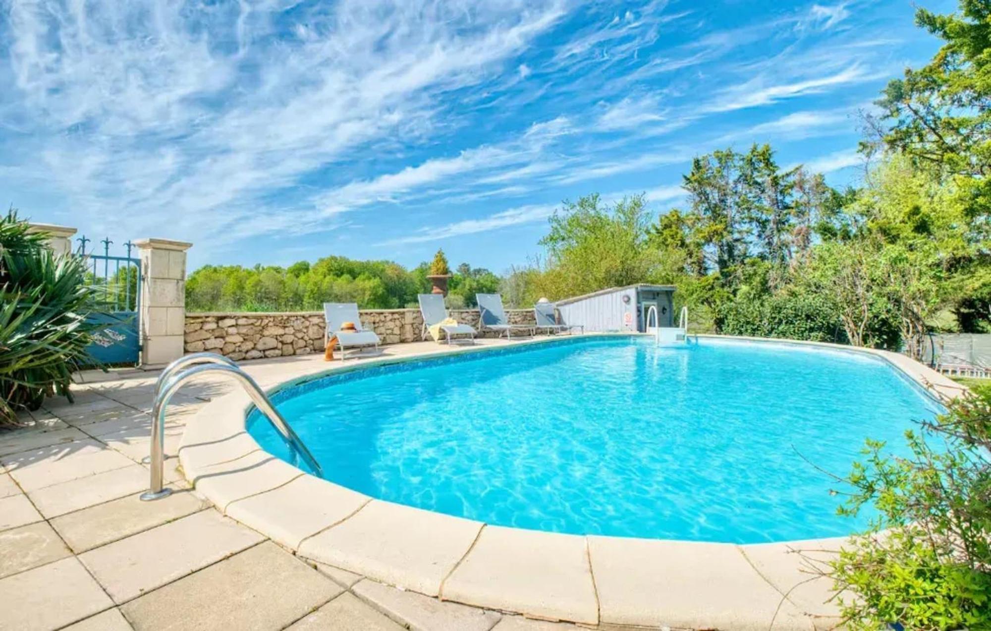 Villa Charmante A Bosset Avec Piscine Partagee エクステリア 写真